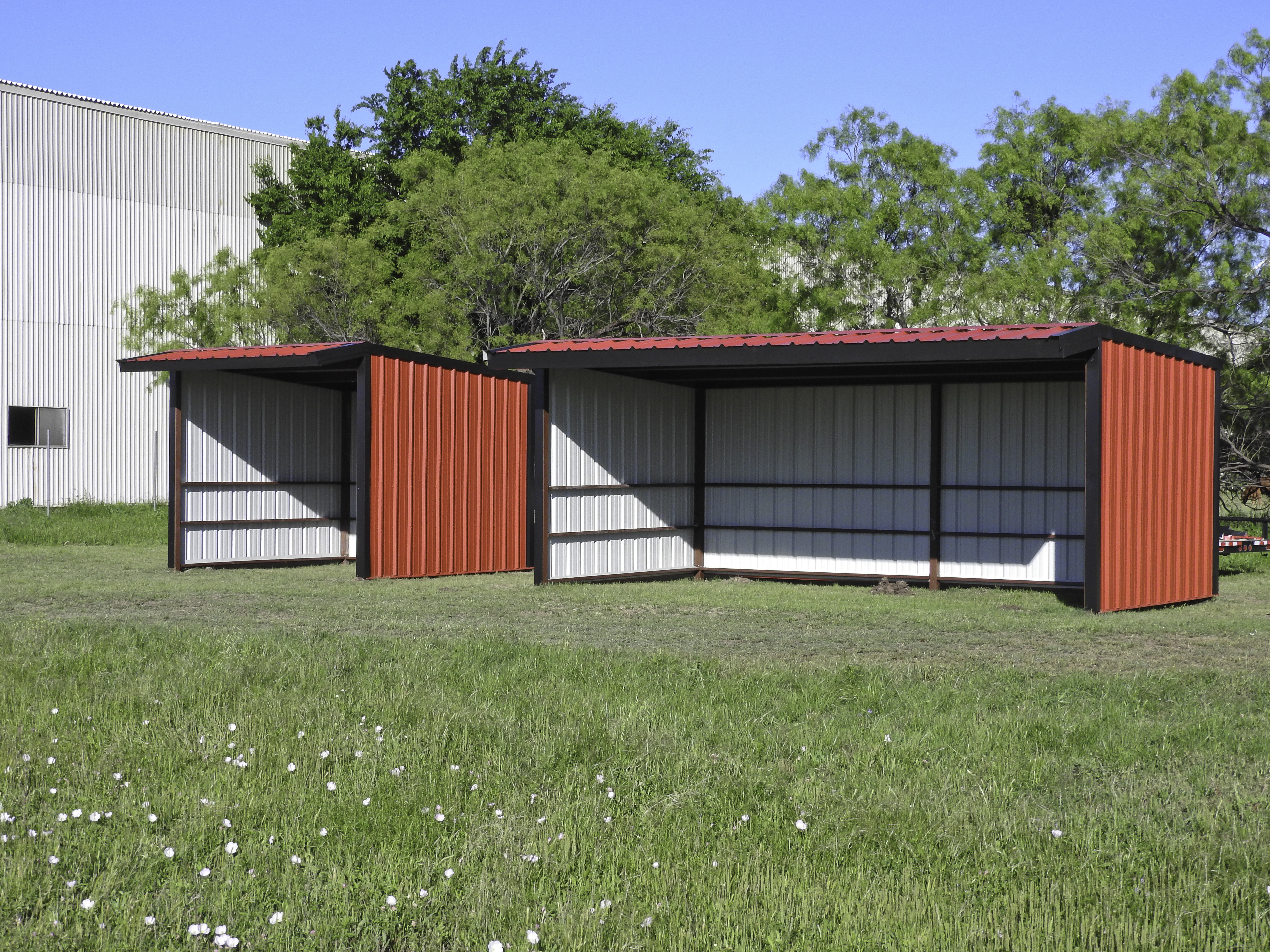 Steel Buildings - Loafing Sheds - Mueller, Inc