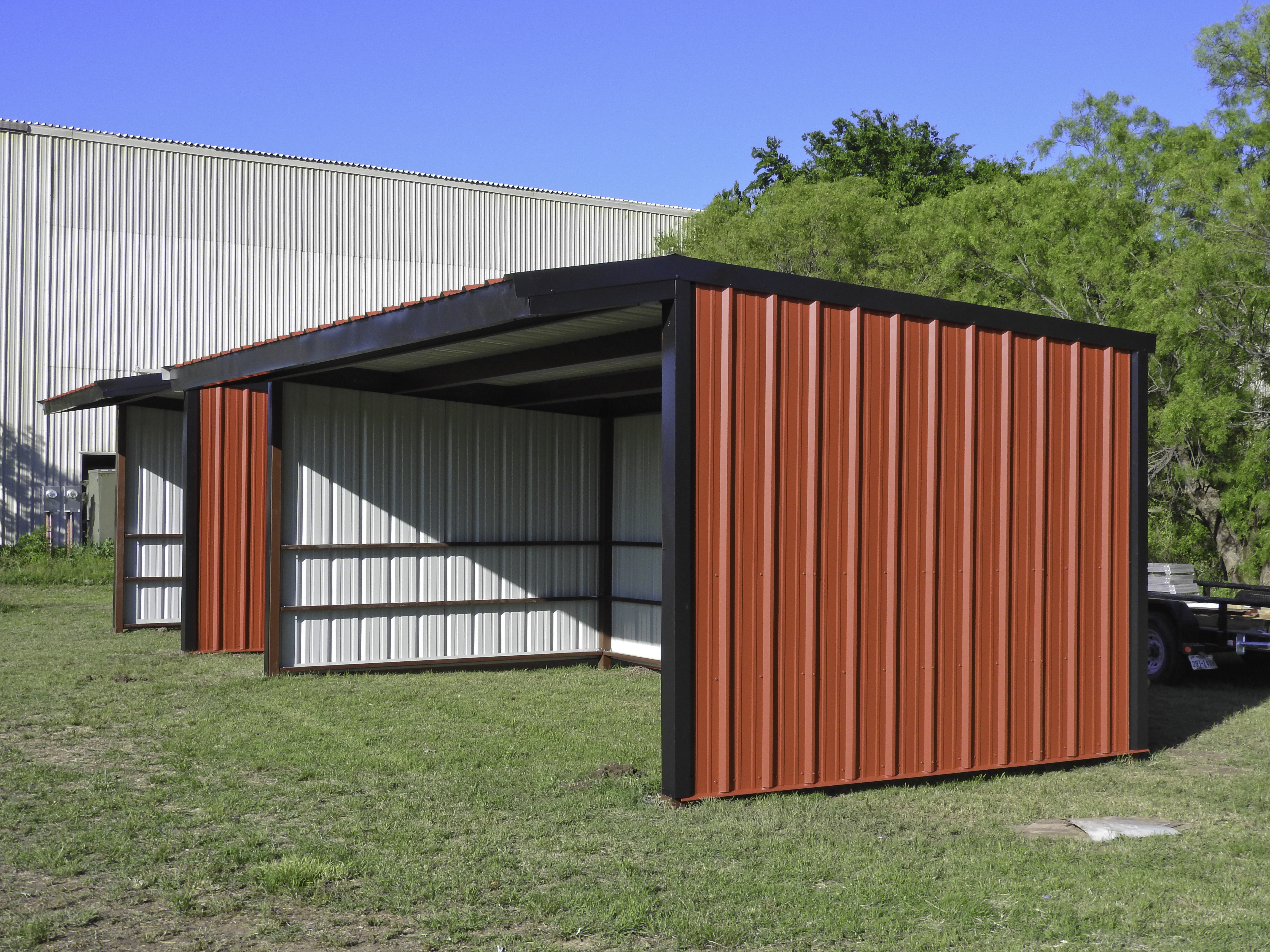 loafing shed - 12' x 24' - mueller, inc
