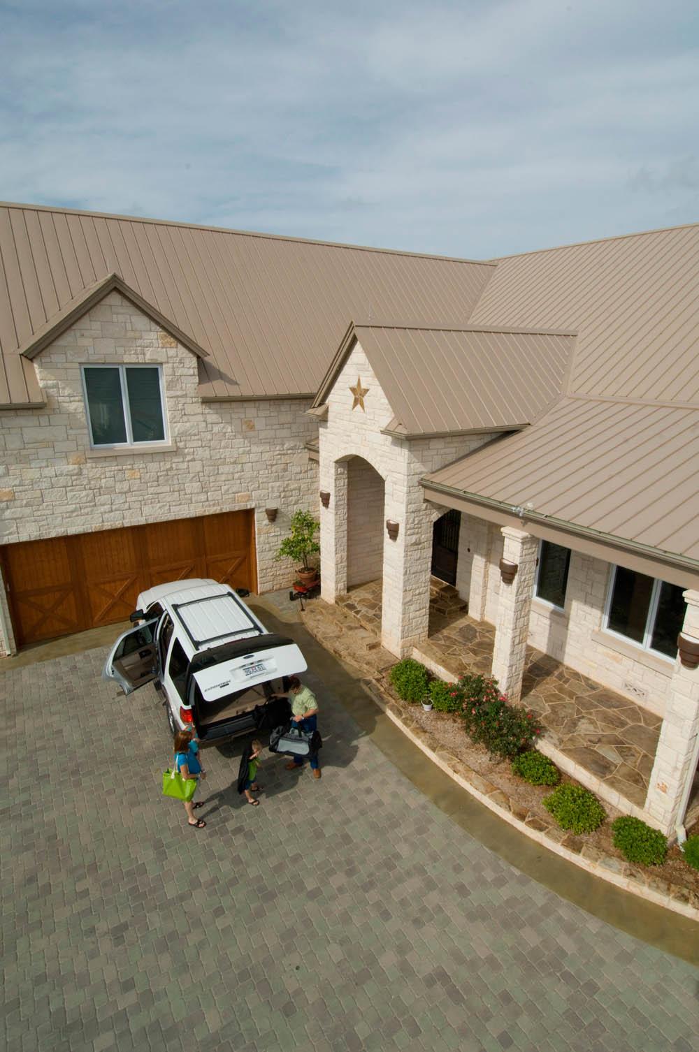 Desert Tan Desert Tan Mueller, Inc